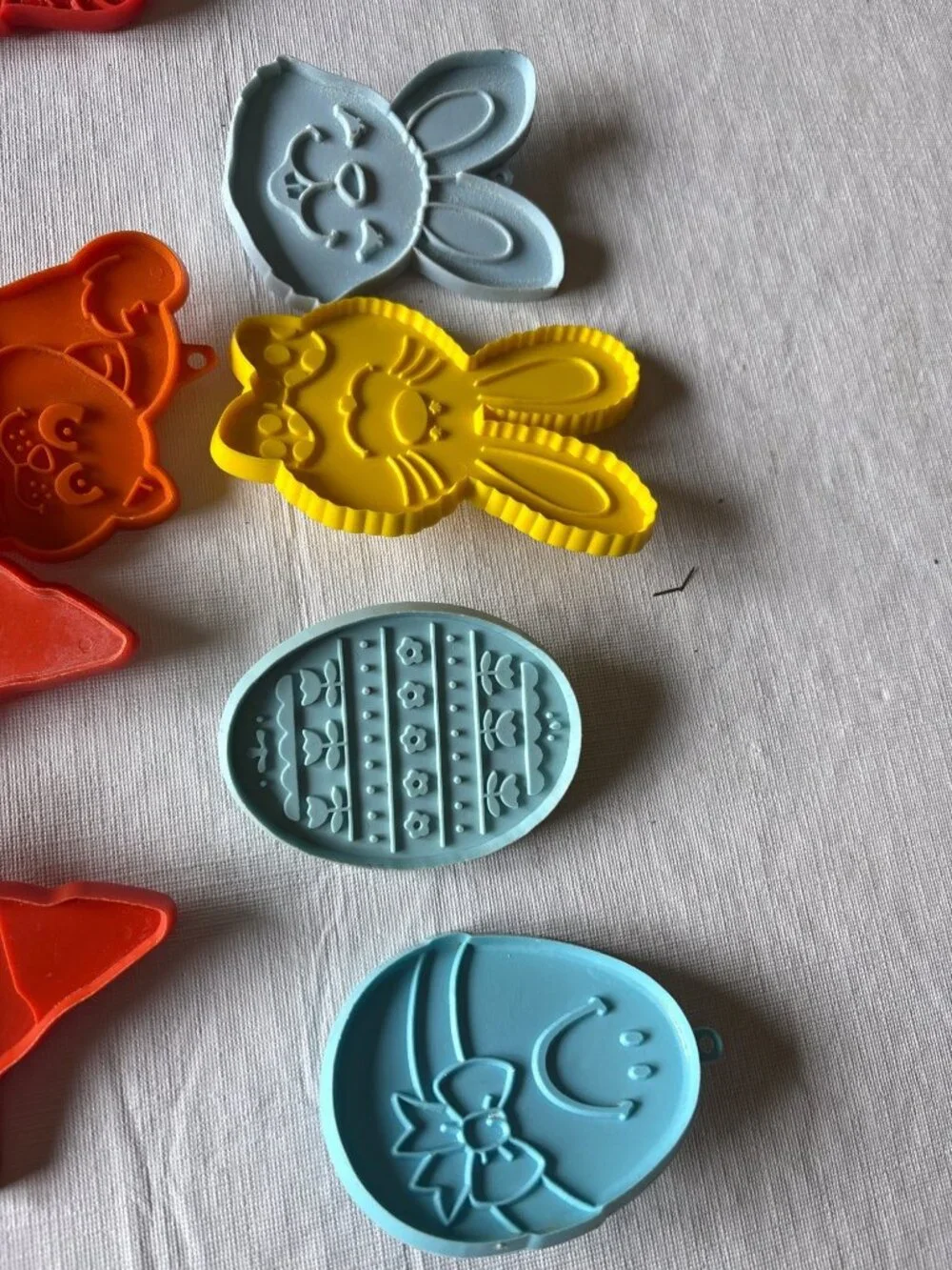 Hallmark American Greetings Disney Cookie Cutters Lot of 35 Vintage Plastic